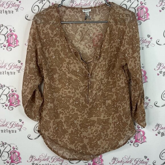 Dynamite blouse paisley brown button up sheer style Tan Patterned Blouse - Picture 1 of 9